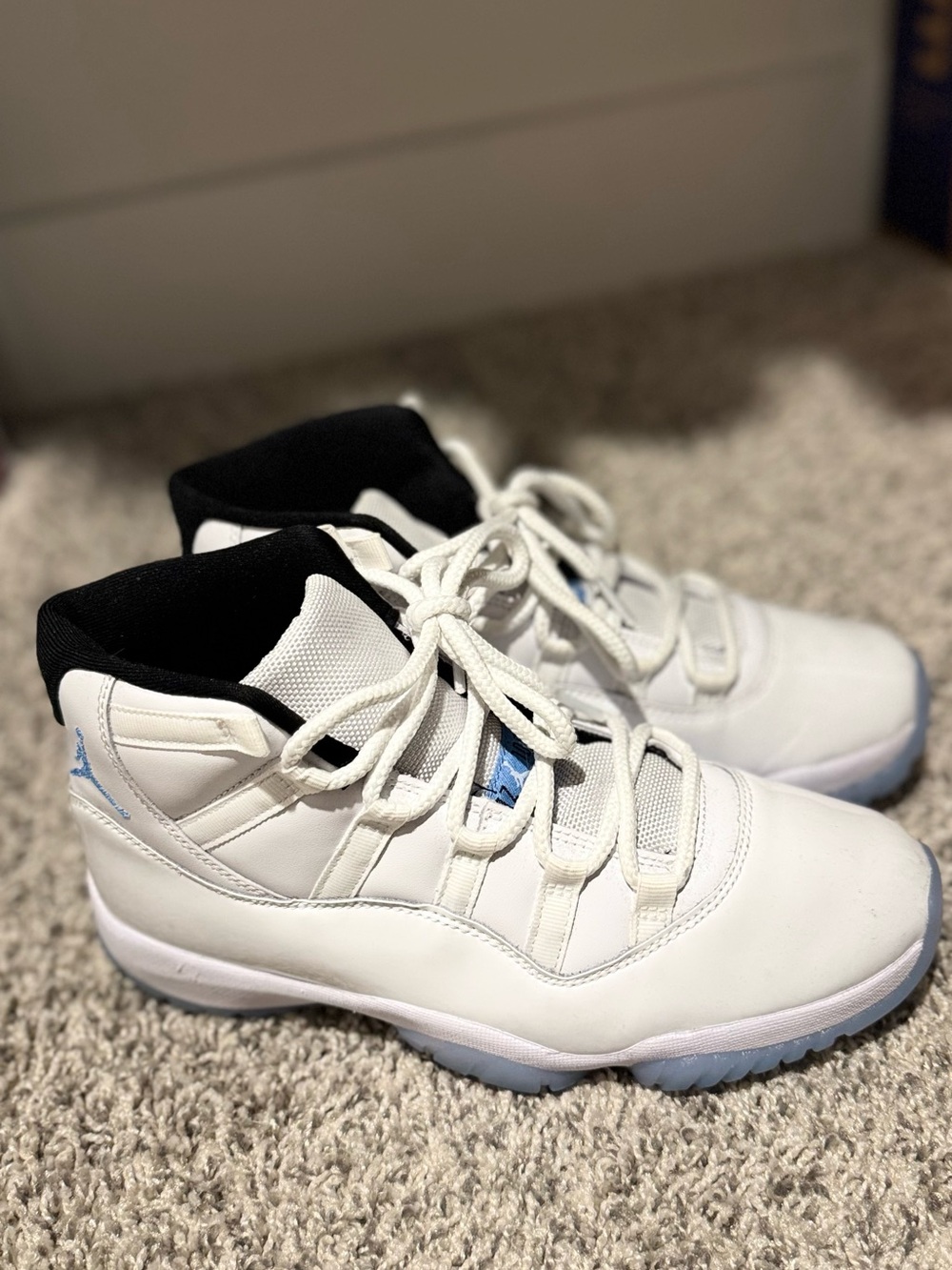 Air Jordan 11 Legend Blue Men’s Size 8